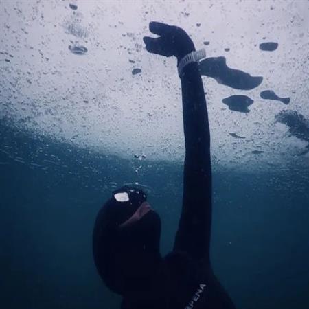 上瘾，是你的心需要「止痛」：海王星的孤独，让我们得以相拥（附海王星12宫位指南）
